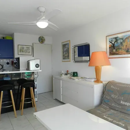 Le Lavandou, 2 Pieces, 4 Personnes - Fr-1-713-43 Le Lavandou